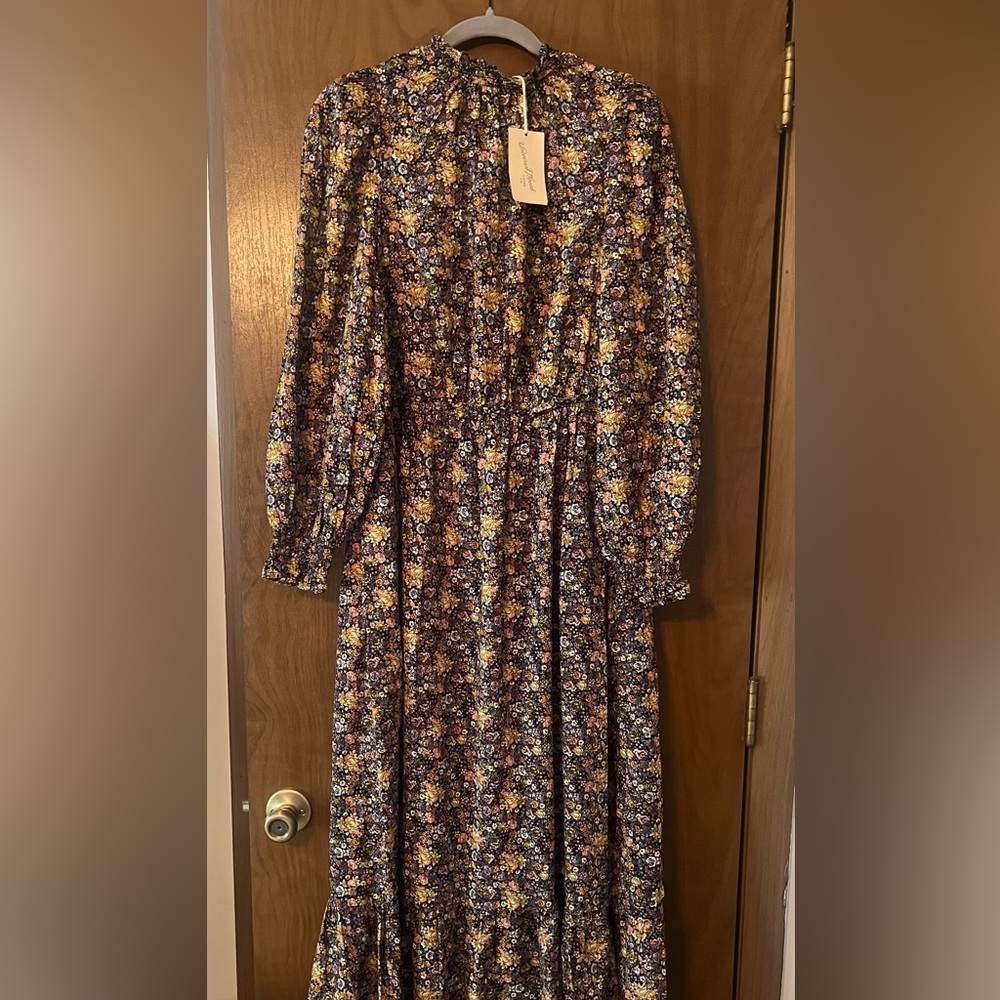 Universal thread prairie dress size large NWT